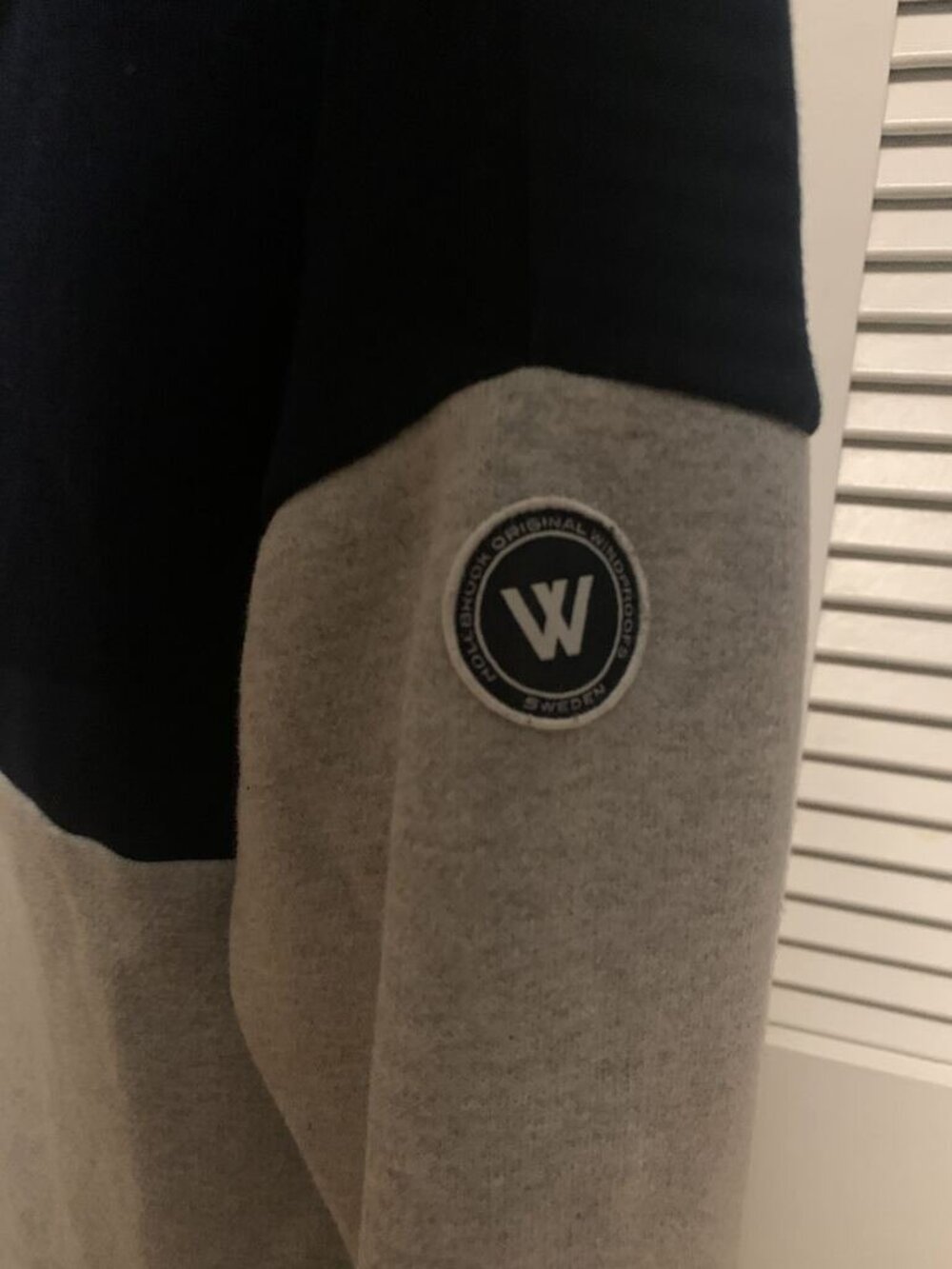 Holebrook Windproof Elin Pullover in Navy Blue/Grey - Picture 2 of 3